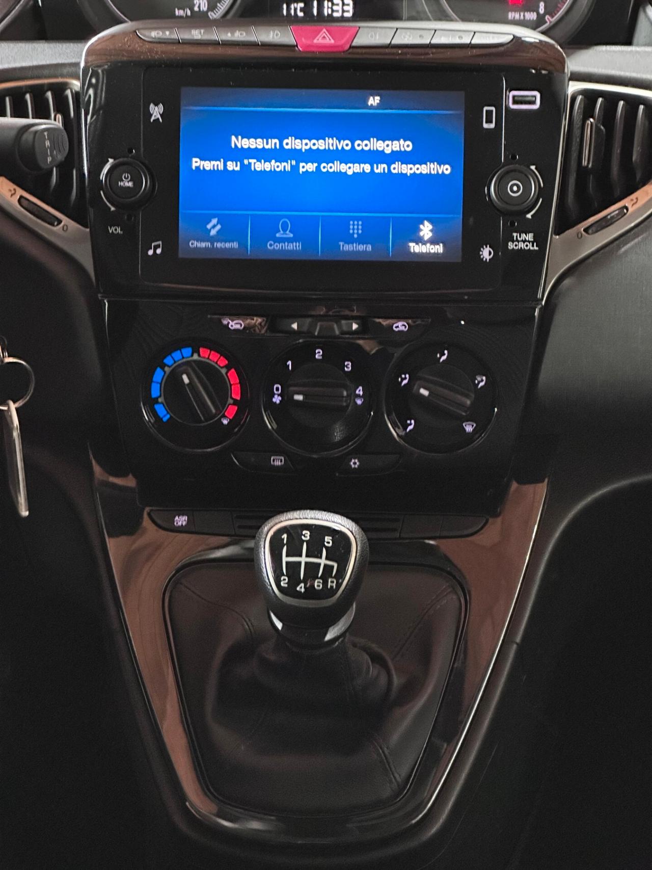 Lancia Ypsilon 1.0 FireFly 5 porte S&S Hybrid Ecochic Gold