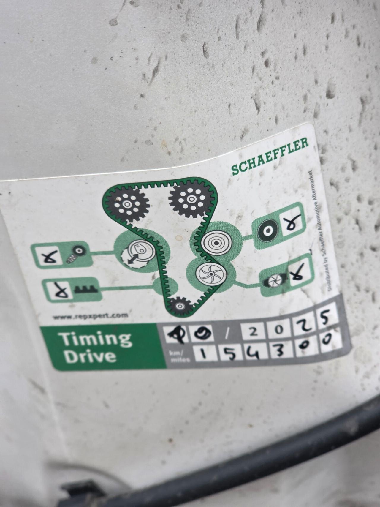 Peugeot 2008 1.6D 120cv uniproprietario perfetta e garantita