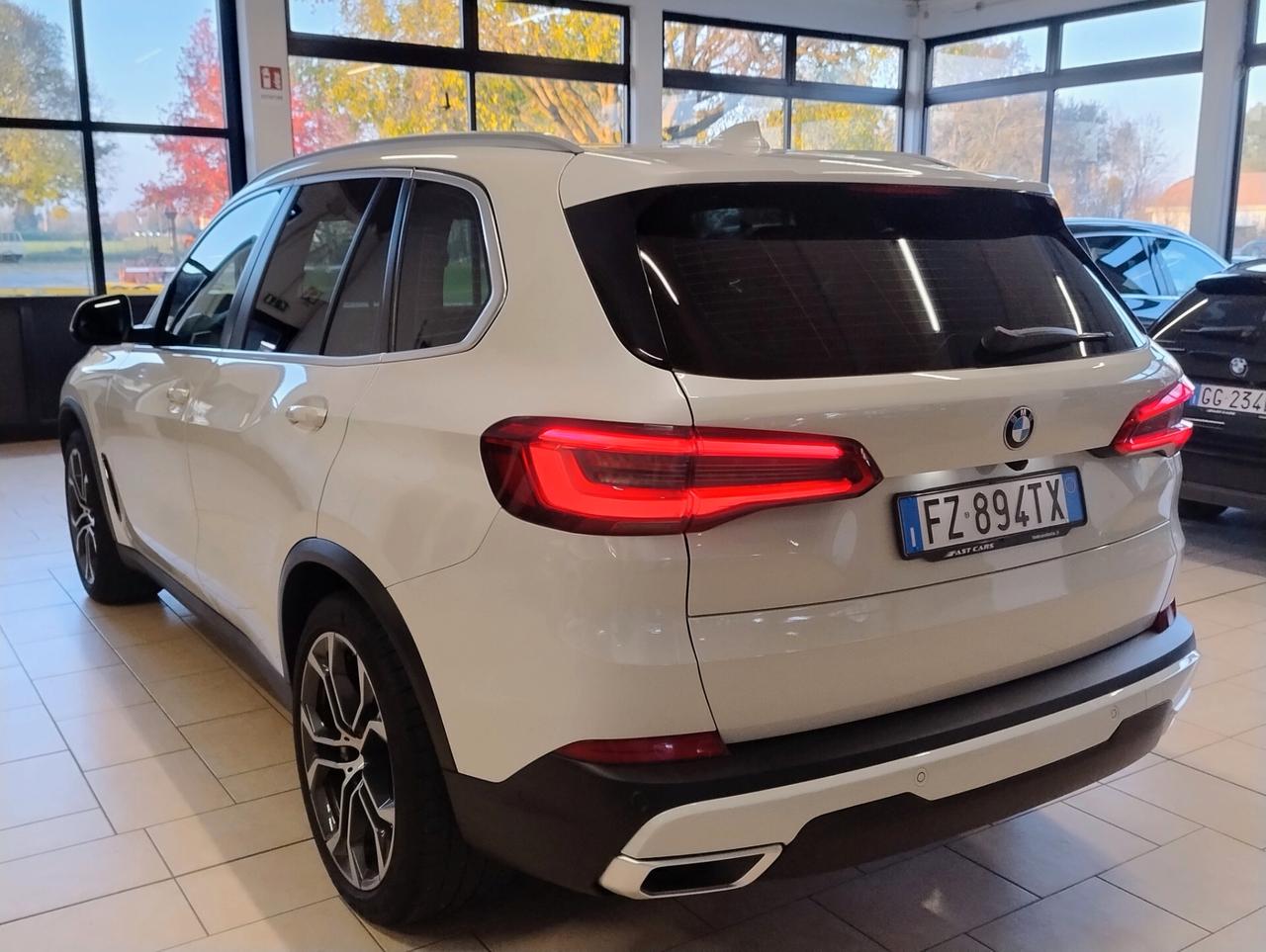 Bmw X5 xDRIVE 30d AUTO LIVE COMFORT KEYLESS LUCI AMBIENT CARPLAY