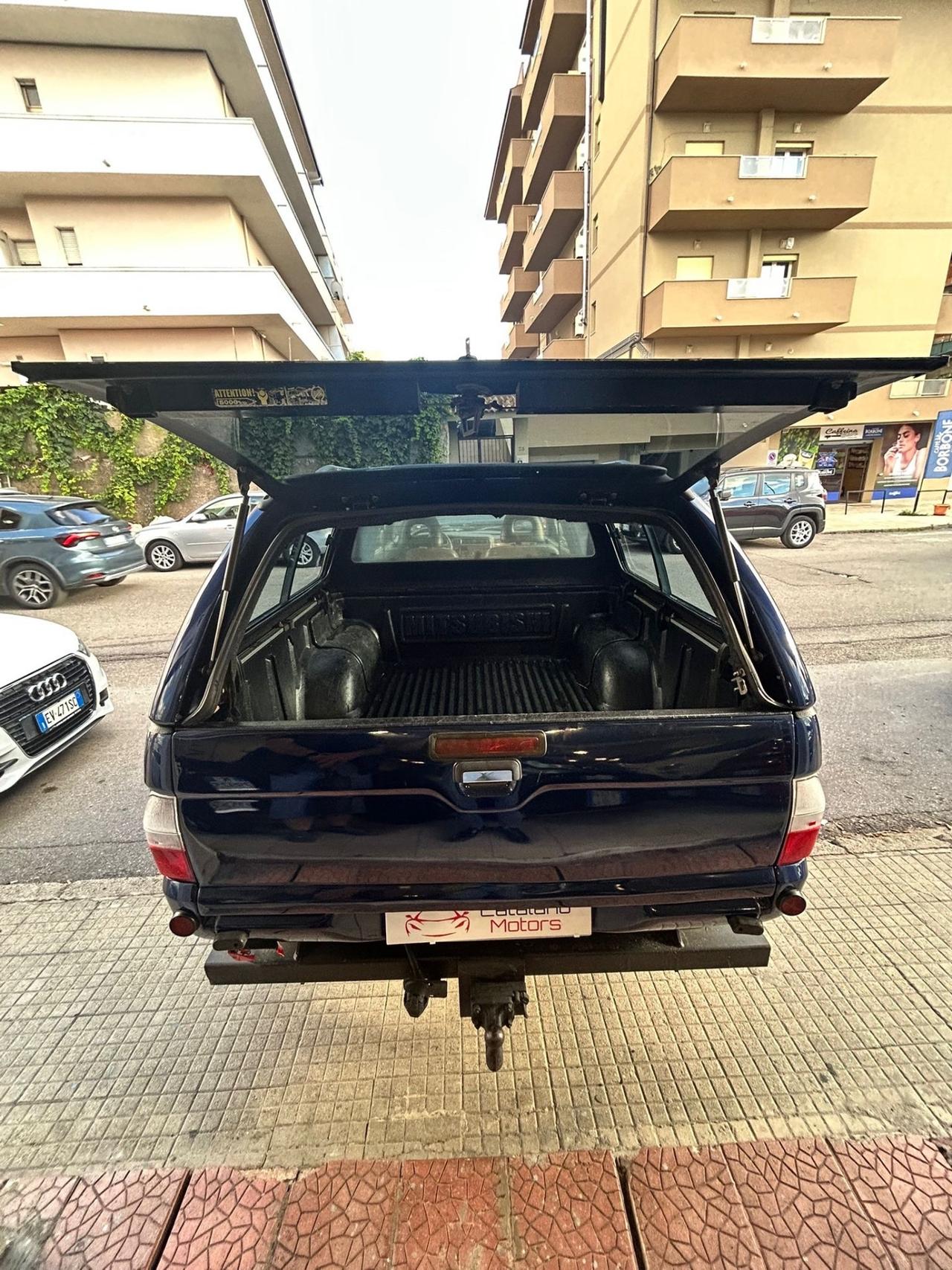Mitsubishi L200 2.5 TD cat 4WD Single Cab Invite