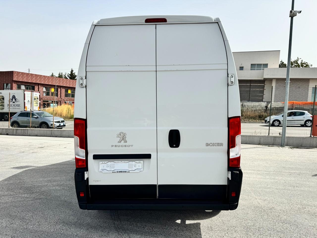Peugeot Boxer 335 2.2 140cv L3H3 15.200+IVA