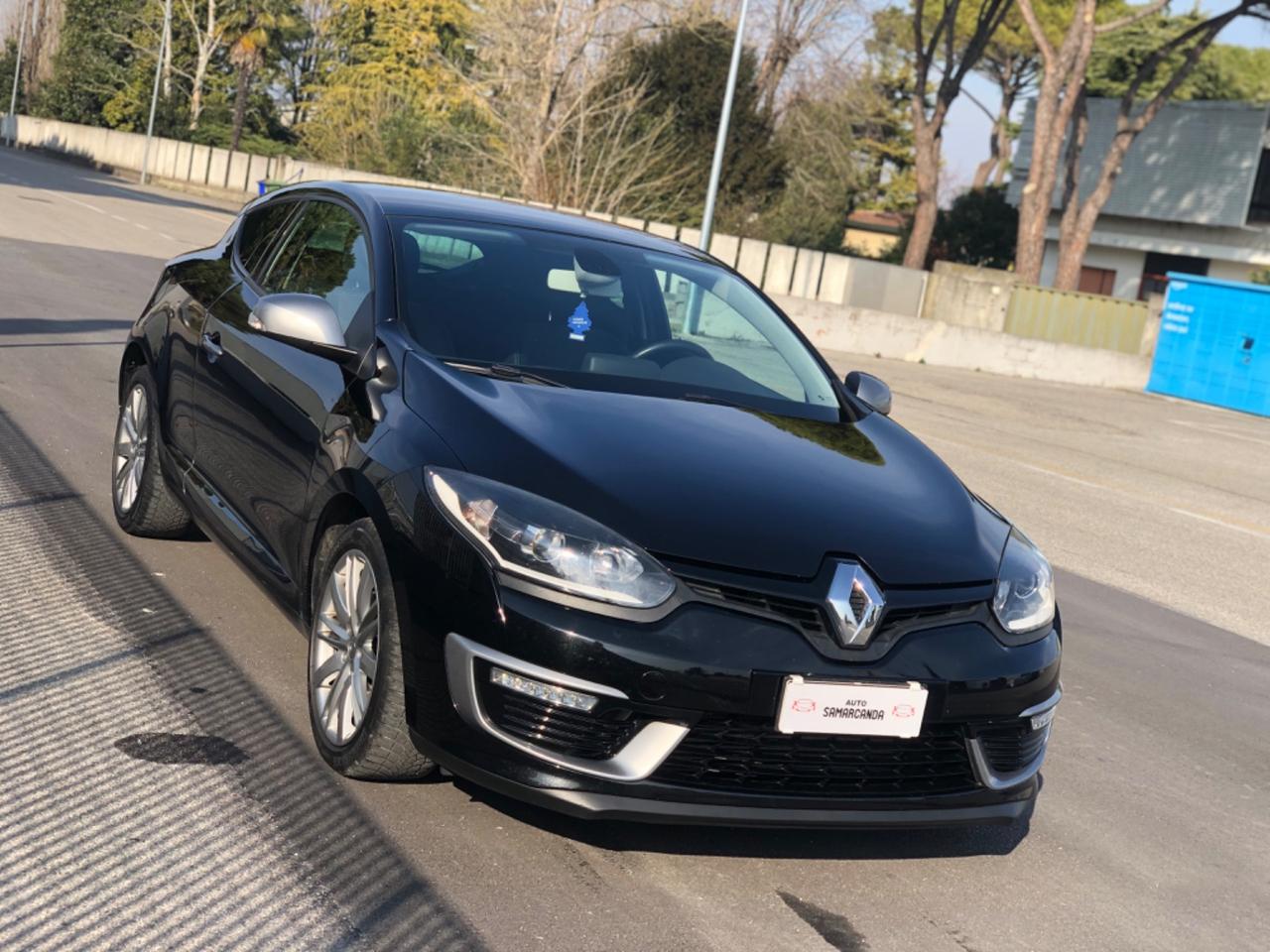 Renault Megane Coupé 1.5 dCi130cv GT-LINE 2015 Euro 5