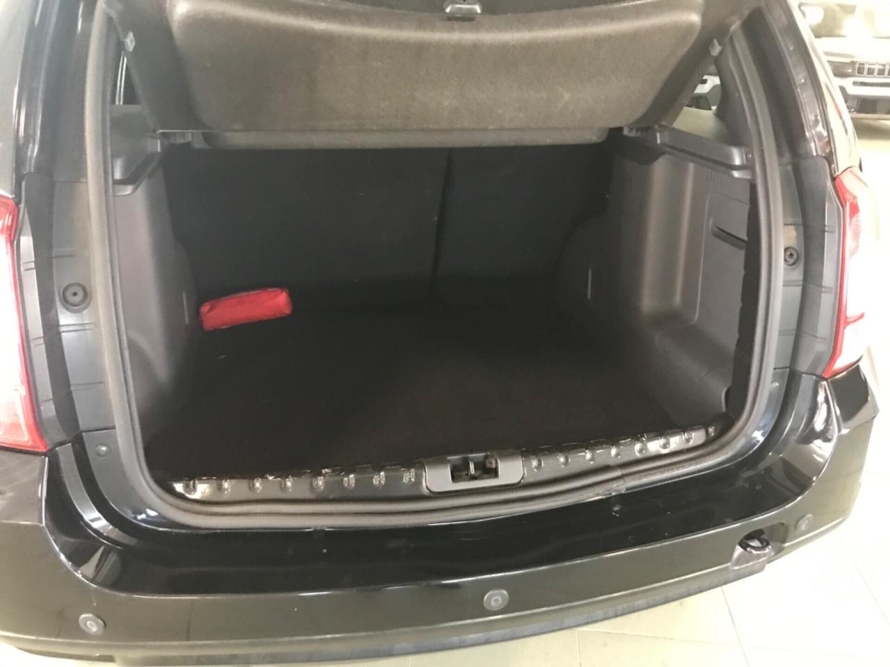 Dacia Duster 1.5 dCi 90CV S&S 4x2 Serie Speciale Lauréate Family