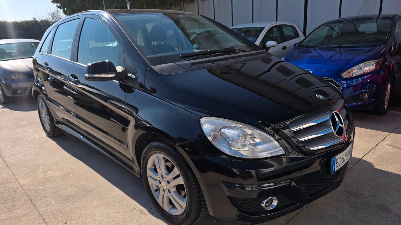 Mercedes-benz A 180 160 BlueEFFICIENCY