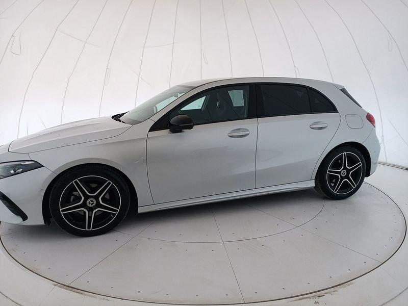 Mercedes-Benz Classe A - W177 2023 A 180 d AMG Line Advanced Plus auto