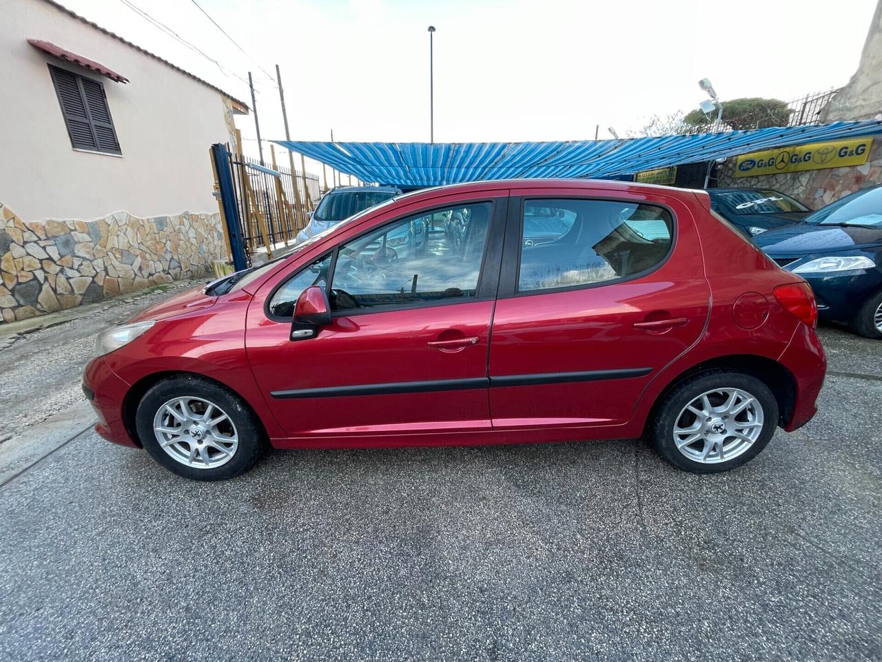 Peugeot 207 1.4 88CV 5p. XT GPL