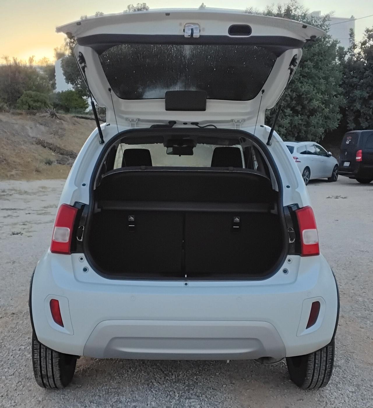 Suzuki Ignis 1.2 Hybrid CVT Top