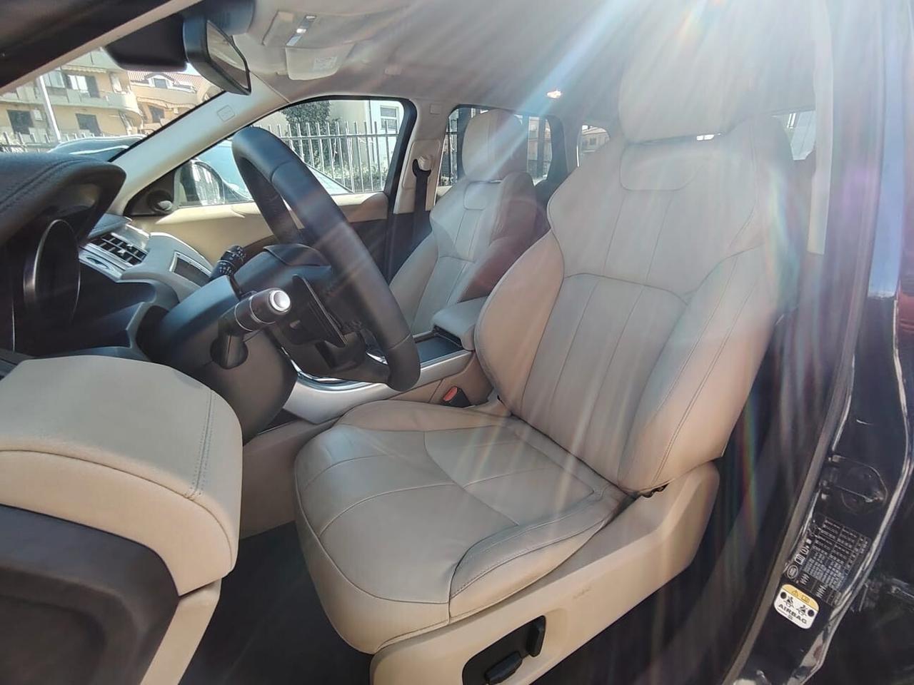 Land Rover Range Evoque AUTOCARRO 5 P IVA DEDUCIBILE 2.0 TD4 150 CV 5p. Pure