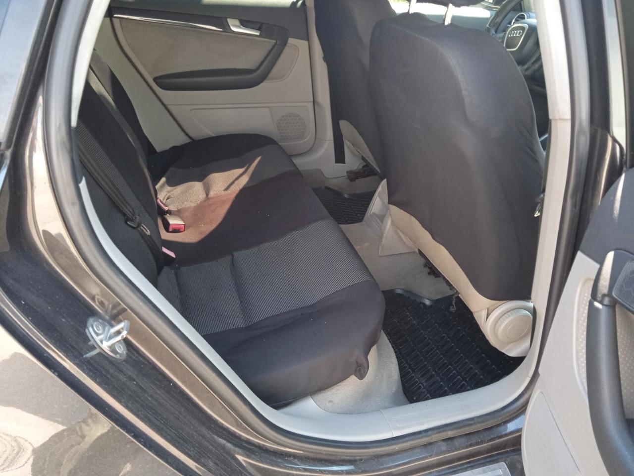 Audi A3 SPB 2.0 16V TDI Ambiente automatica