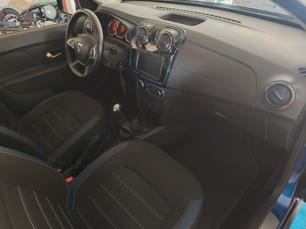 Dacia Logan 1.5 dci Blue 15 anniversario