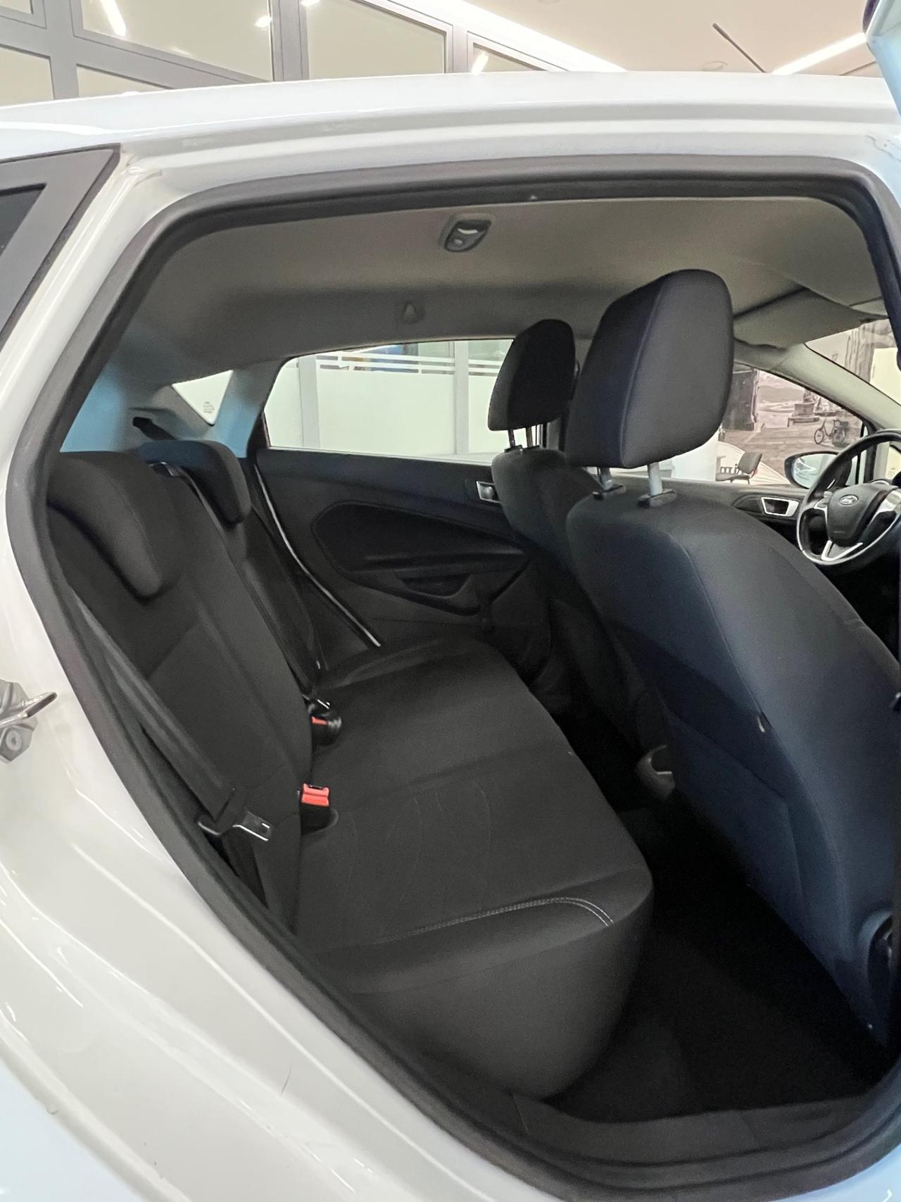 Ford Fiesta 1.5 TDCi 75CV 5 porte ST-Line