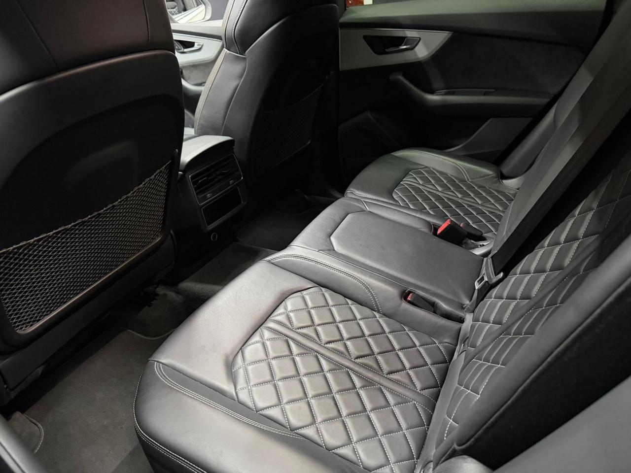 Audi Q8 3.0 TDI Mild Hybrid – 2020 – 238 CV – Full Optional