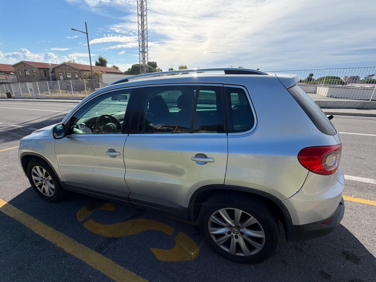 Volkswagen Tiguan 2.0 16V TDI DPF Sport & Style (18°)