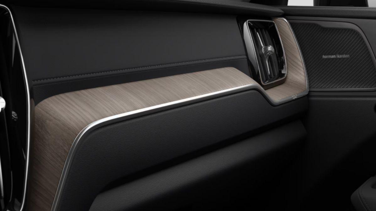 VOLVO Xc60 B5 Mild Hybrid Awd Automatico Plus Dark