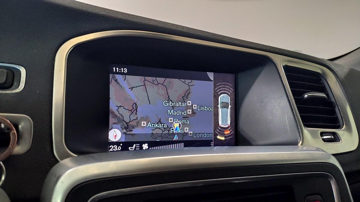 VOLVO V60 D6 Twin Engine Geartronic Summum