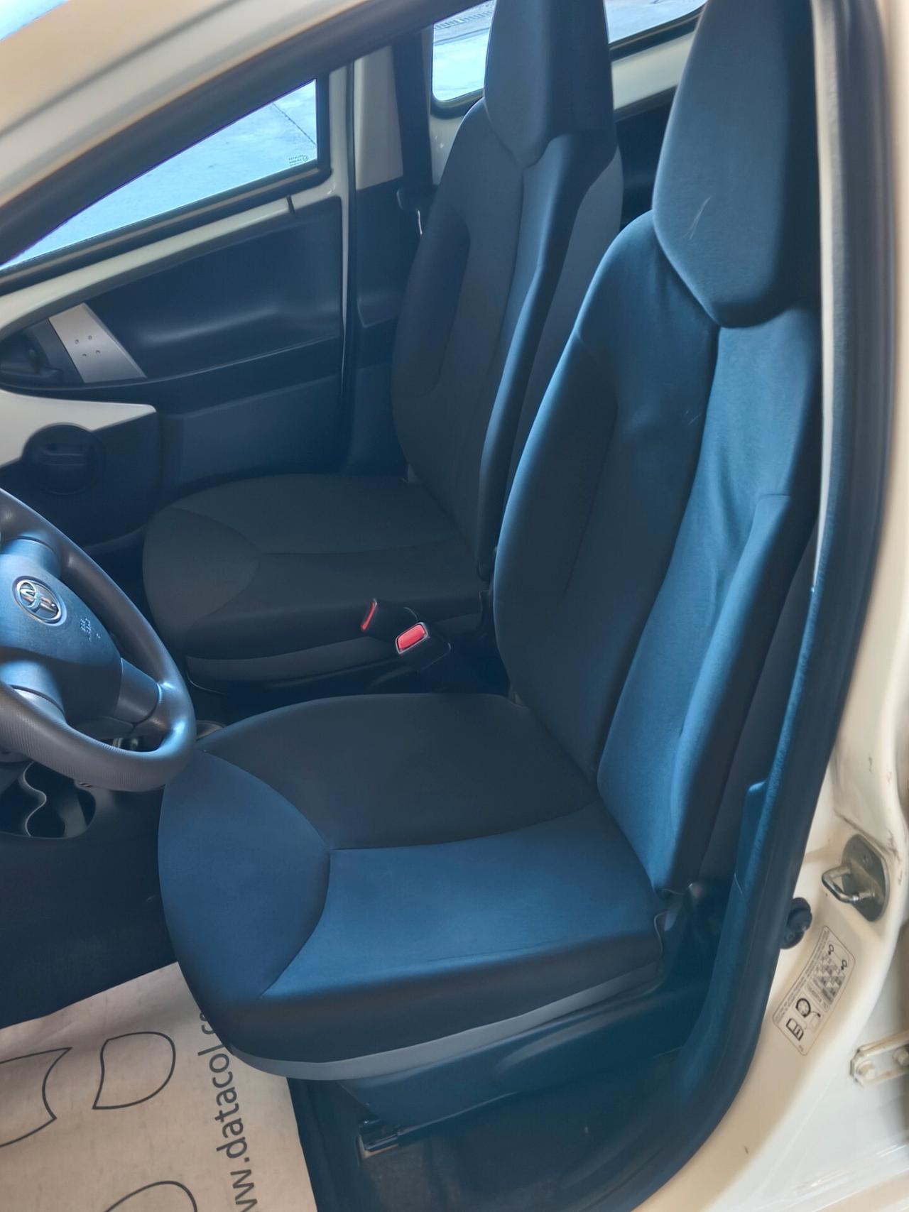 Toyota Aygo 1.0 12V VVT-i 5 porte