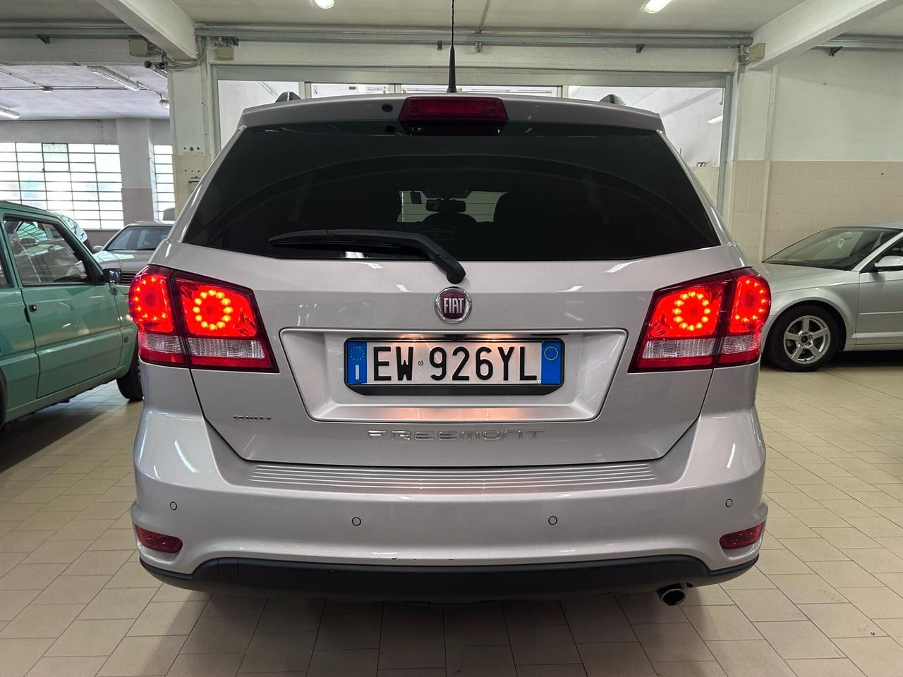Fiat Freemont 2.0 Mjt 170 CV 4x4 aut. Black Code