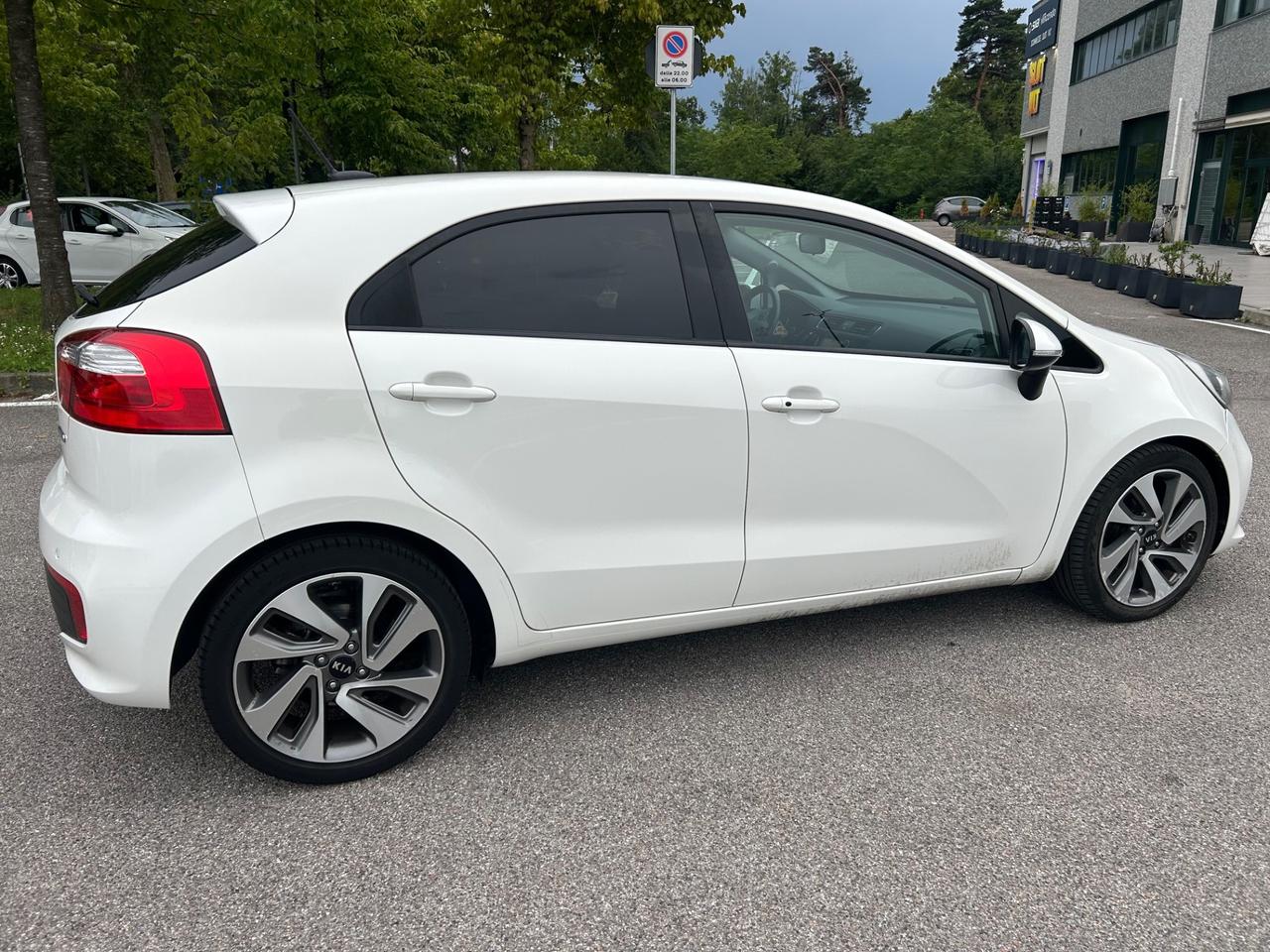 Kia Rio 1.4 CRDi 90CV 5 porte Cool