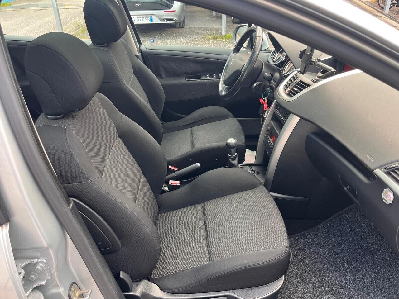 Peugeot 207 1.6 HDi 12 MESI DI GARANZIA