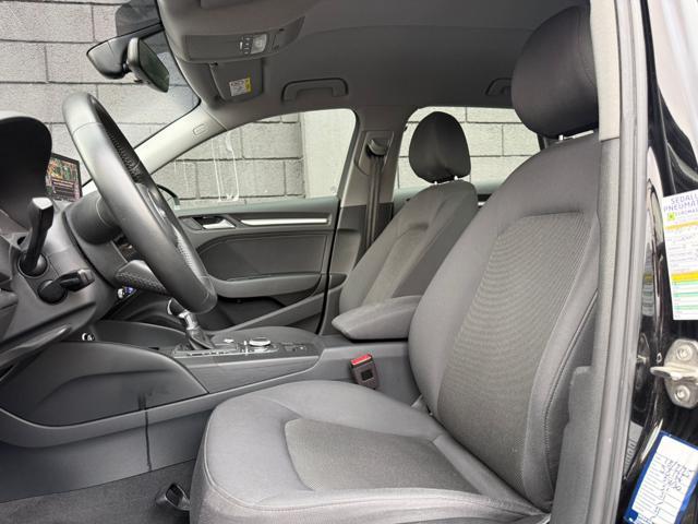 AUDI A3 NEOPATENTATI STRONIC UNICOPROPRIETARIO