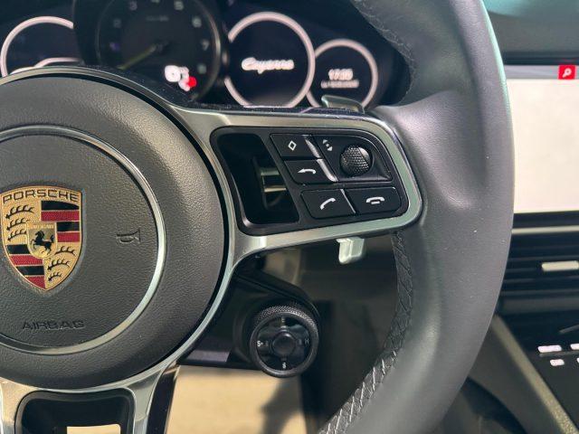 PORSCHE Cayenne 3.0 V6 E-Hybrid *UNIPROP*RADAR*SPORT CHRONO*