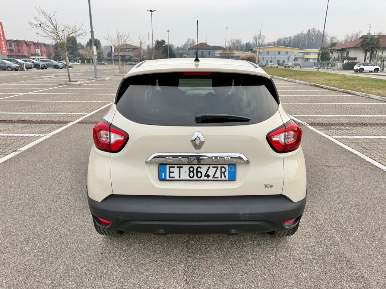 Renault Captur 0.9 TCe 12V 90 CV Start&Stop*Navi*Cerchi*Cruise*Aux*Usb