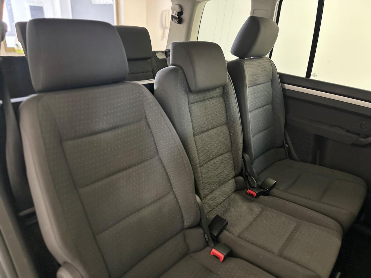 Volkswagen Touran 2.0 16V TDI Trendline 7 POSTI