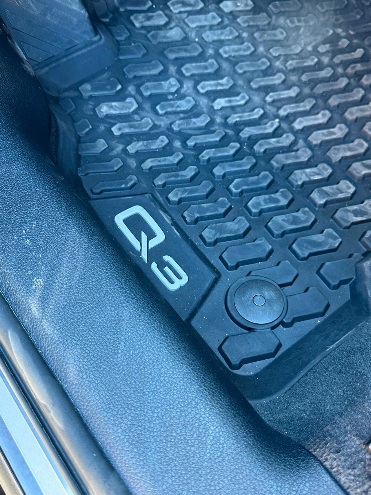 Audi Q3 35 TDI S tronic line edition -PARI AL NUOVO-