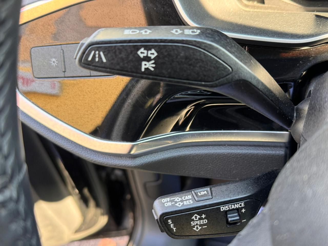 Audi Q3 35 TDI S tronic Business 2.0TDI 150CV GARANZIA 1 ANNO