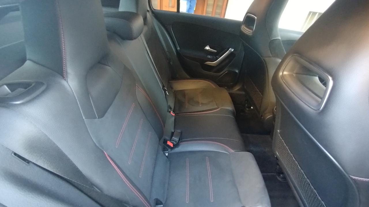 Mercedes-benz A 200 d Automatic Premium AMG LINE