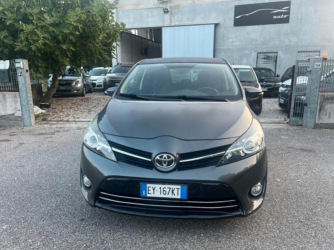 Toyota Verso 1.6 D-4D Style