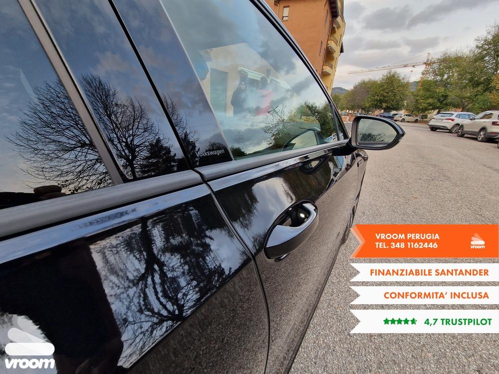 VOLKSWAGEN Golf 8 2.0 TDI 150 CV DSG R-Line 2023