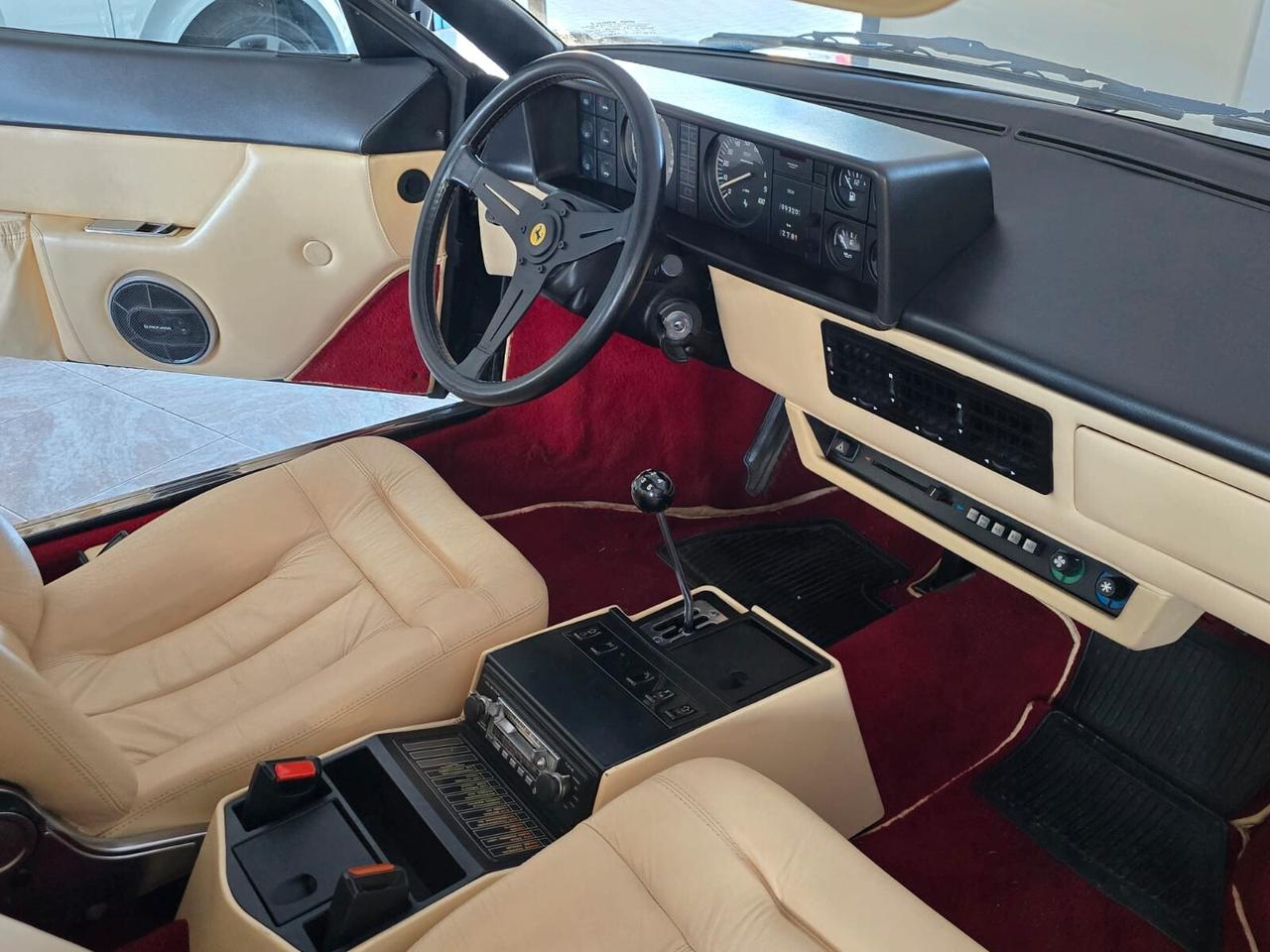 Ferrari Mondial 8