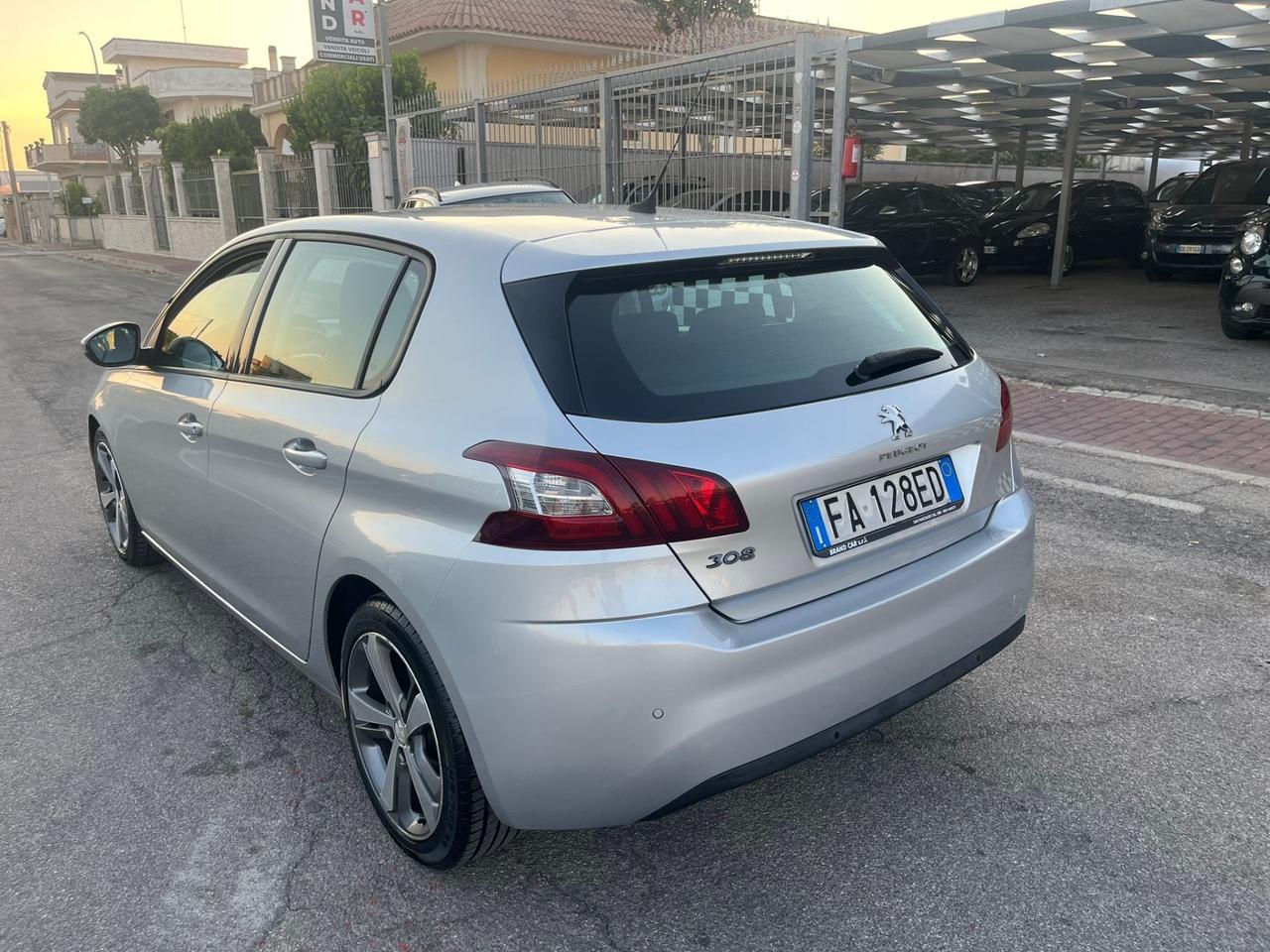 Peugeot 308 BlueHDi 120 S&S Allure Unipro 2015