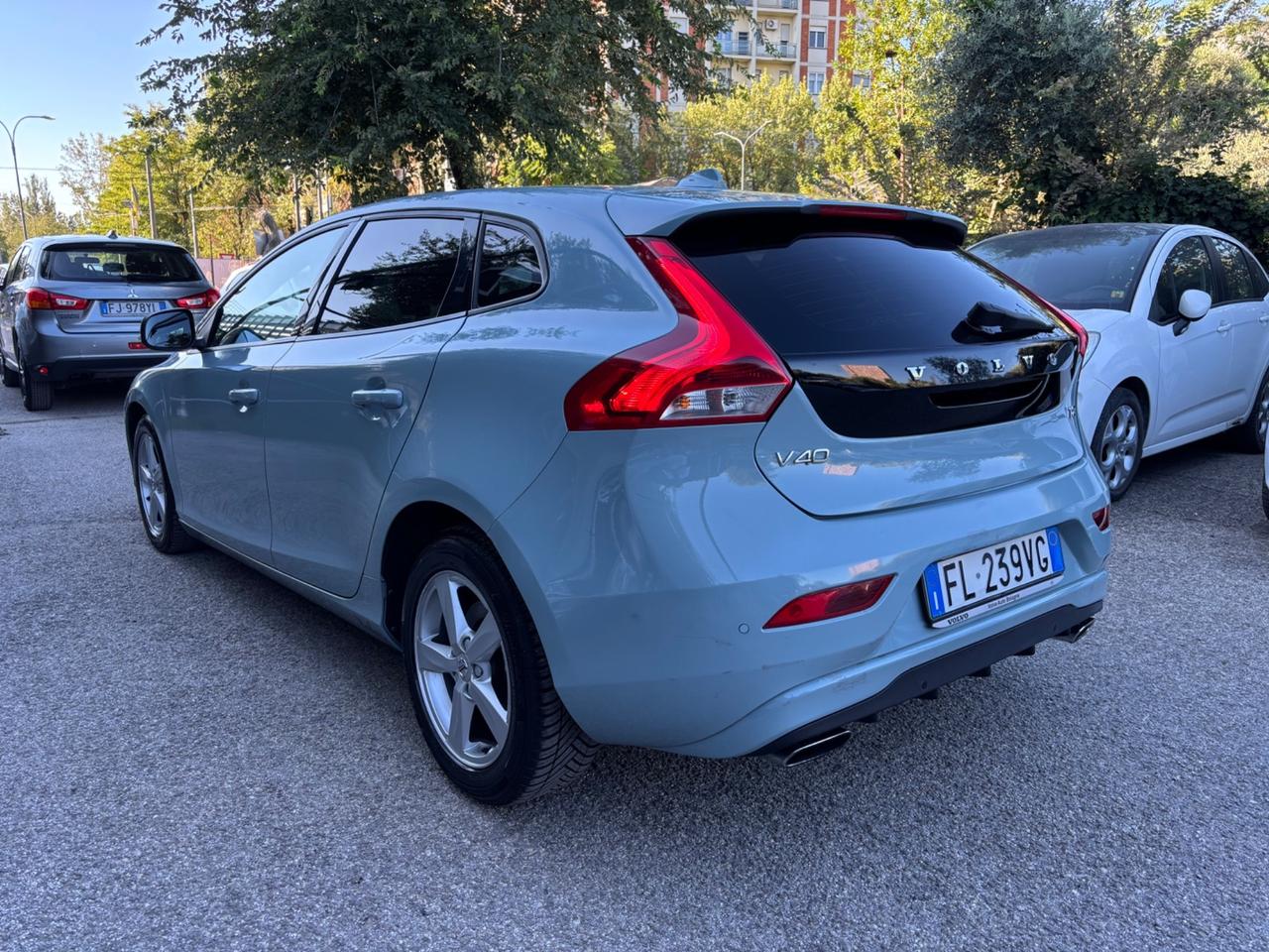Volvo V40 T2 Kinetic BENZINA OK neopatentati