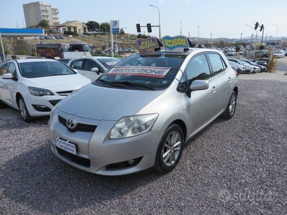 Toyota Auris 5 Porte 2.0 D-4d Molto Bella 2008