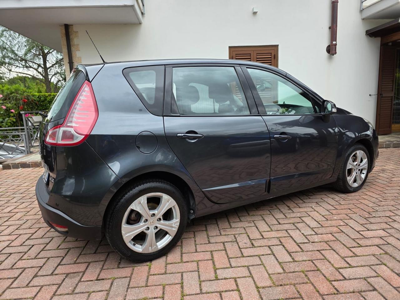 Renault Scenic Scénic 1.5 dCi 110CV Dynamique