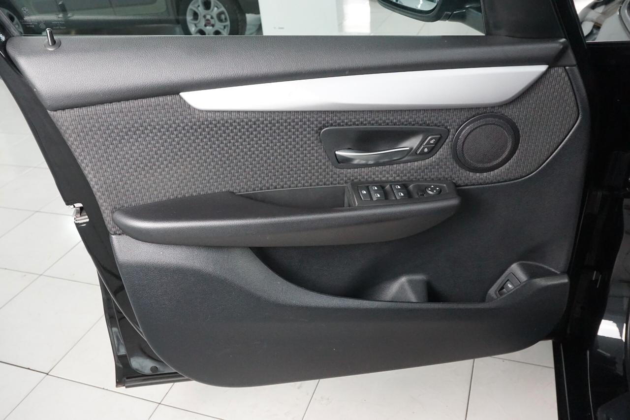 Bmw 218d Active Tourer automatic Sport