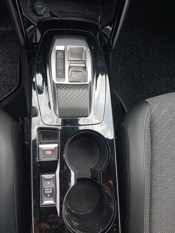Peugeot 2008 BlueHDi 130 EAT8 Allure S/S