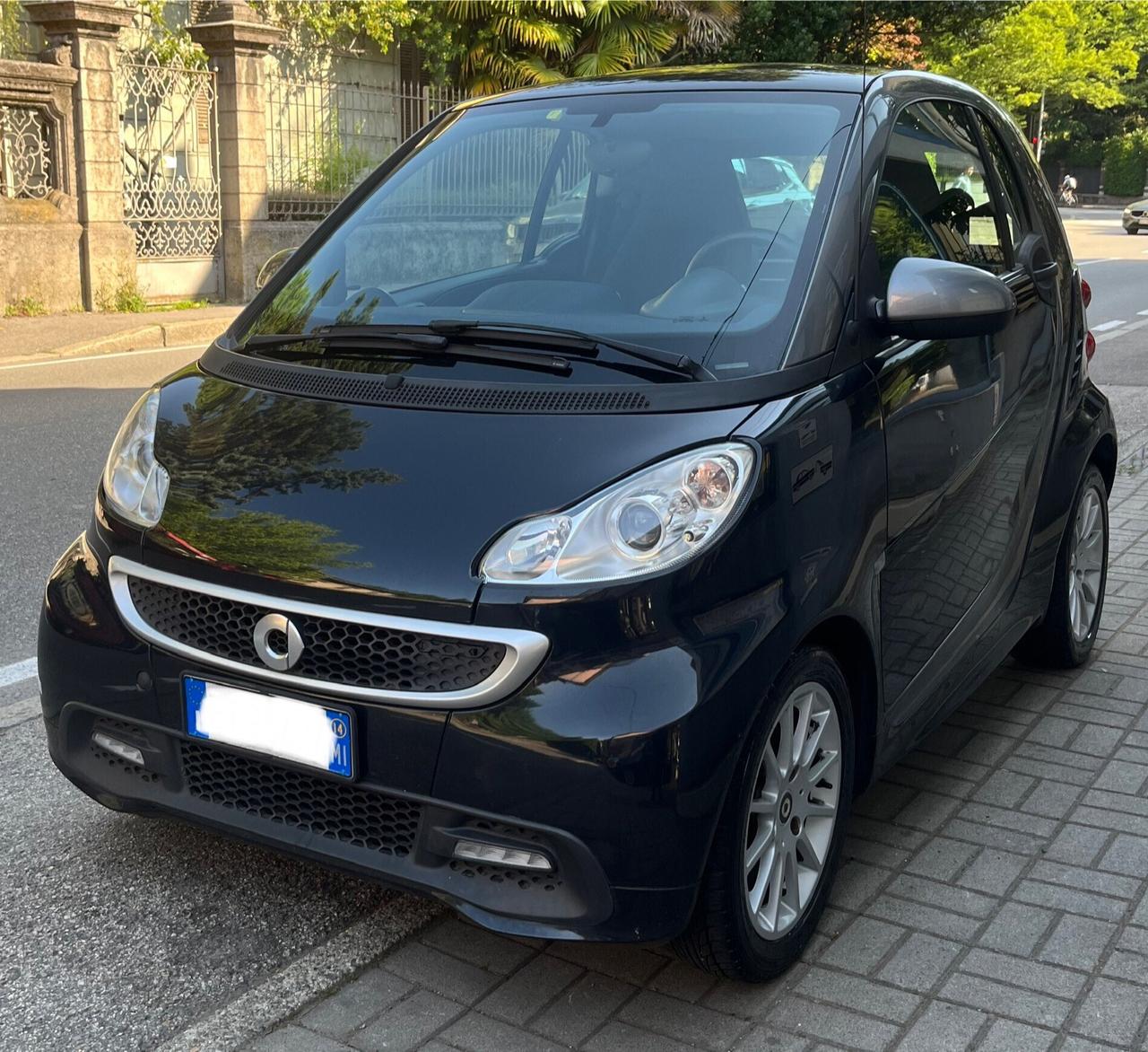 SMART FORTWO 1000 - 52 kW MHD COUPE' PURE - BENZINA - KM 85.484 - ANCHE PER NEOPATENTATI - PREZZO NON VINCOLATO A FINANZIAMENTO