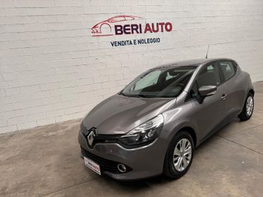 Renault Clio adatta neopatentati