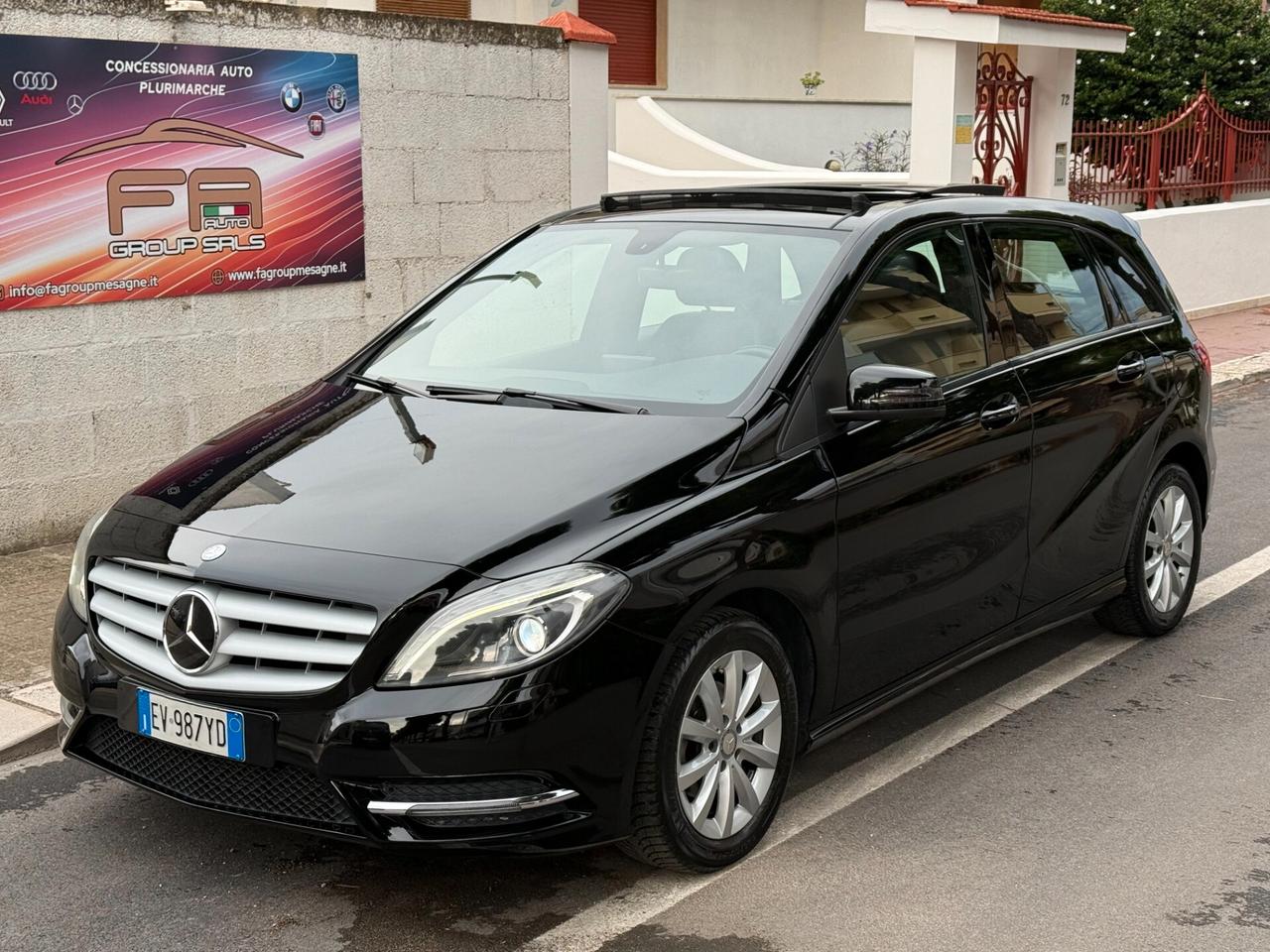 MercedesBenz B 180 CDI *TETTO *PELLE TOTALE - 2014