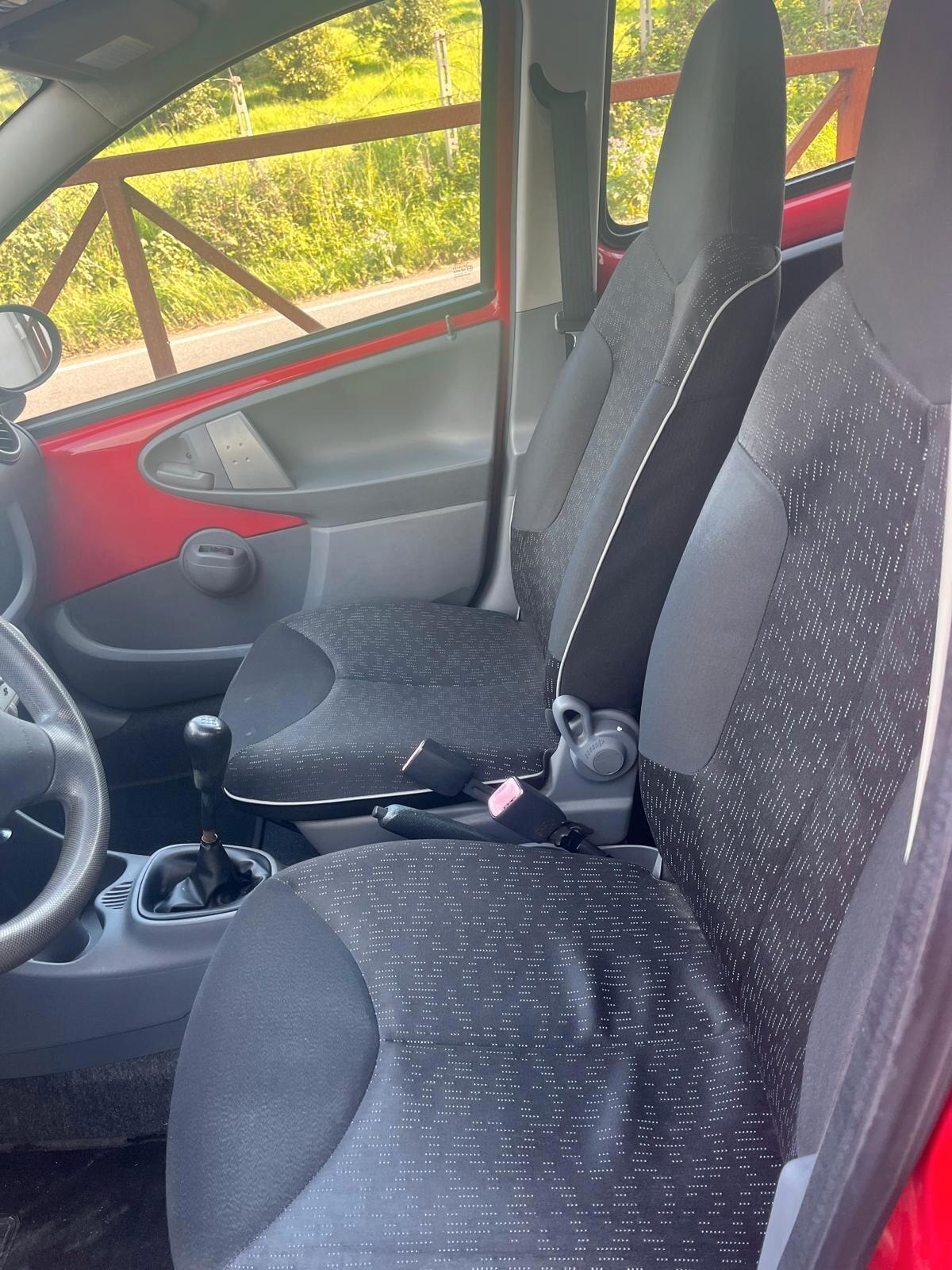 Peugeot 107 1.0 68CV 5p. Sweet Years