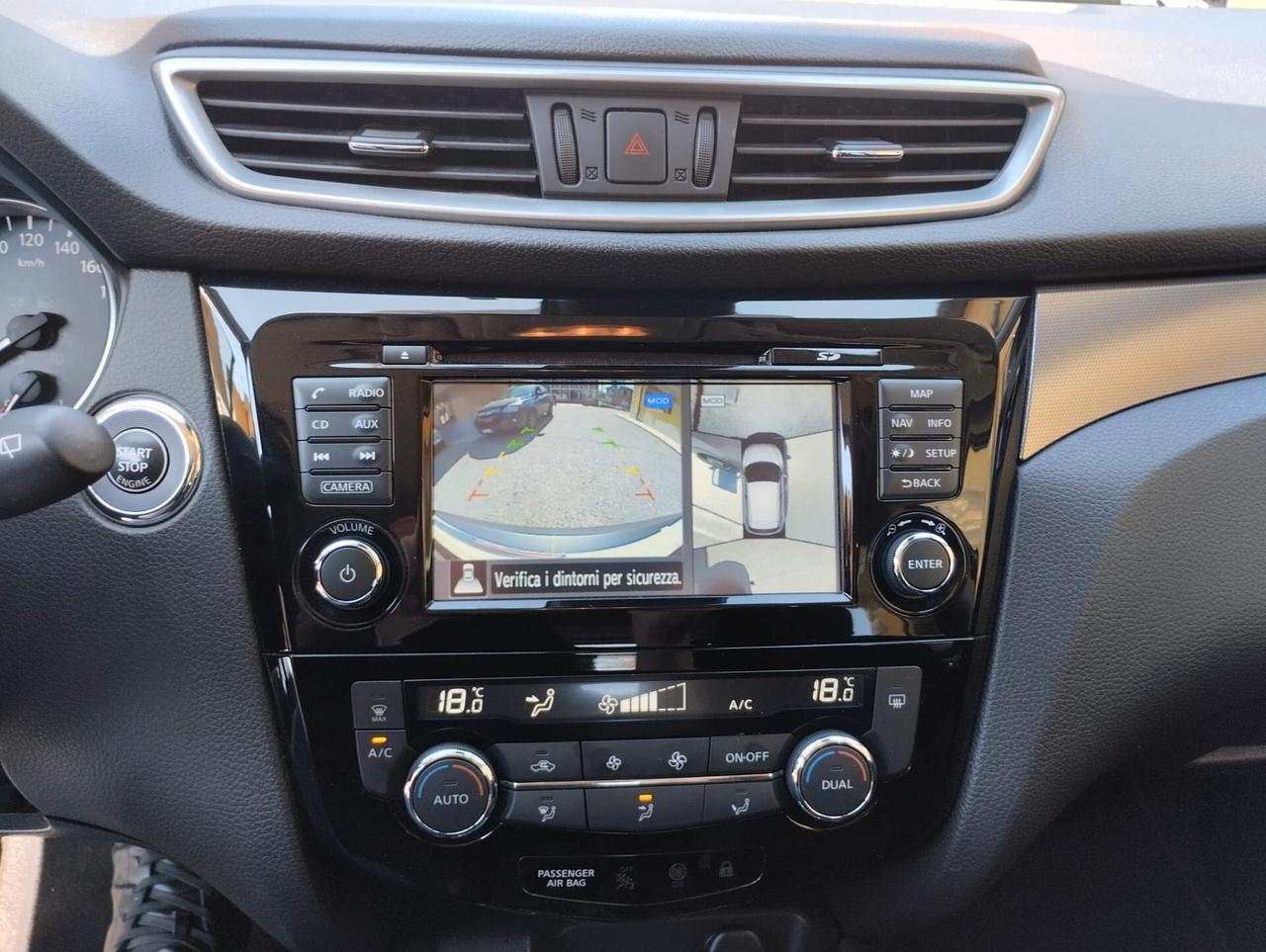Nissan Qashqai 1.2 DIG-T N-Connecta