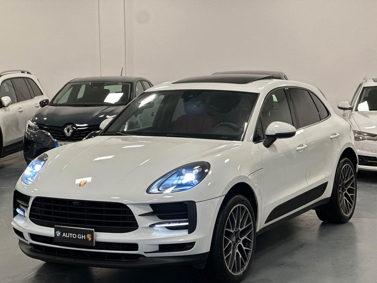 PORSCHE MACAN 2.0 T BENZINA 245CV PDK FULL OPTIONAL TETTO PANO