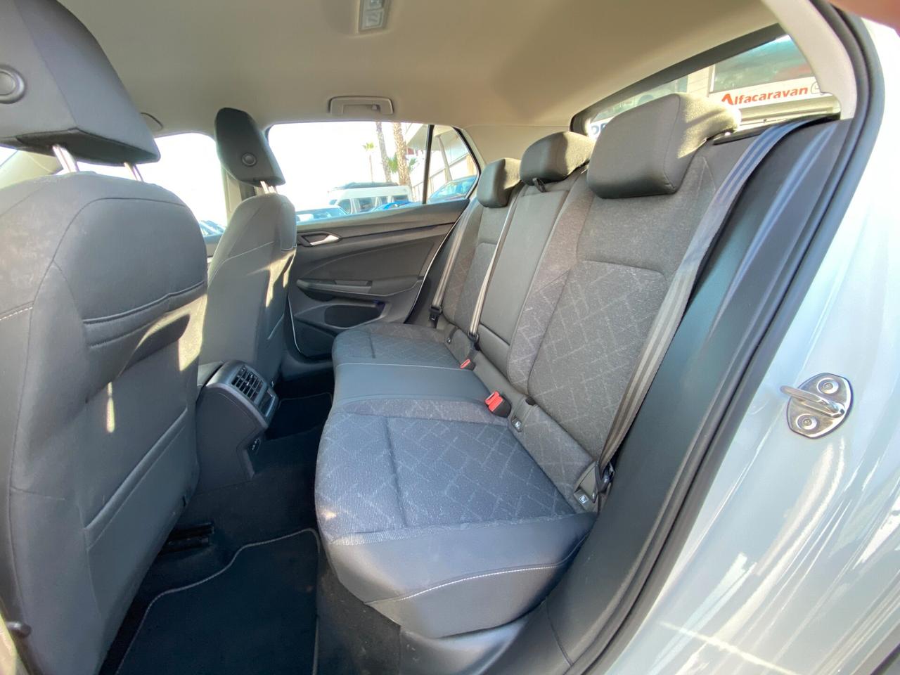 Volkswagen Golf VIII 2020 1.0 eTSI evo Life 110cv dsg