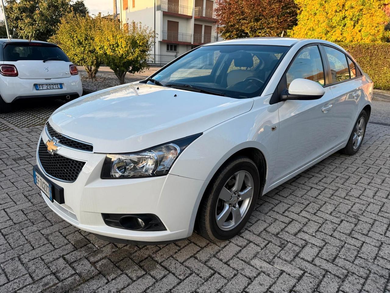 Chevrolet Cruze 1.6 LS