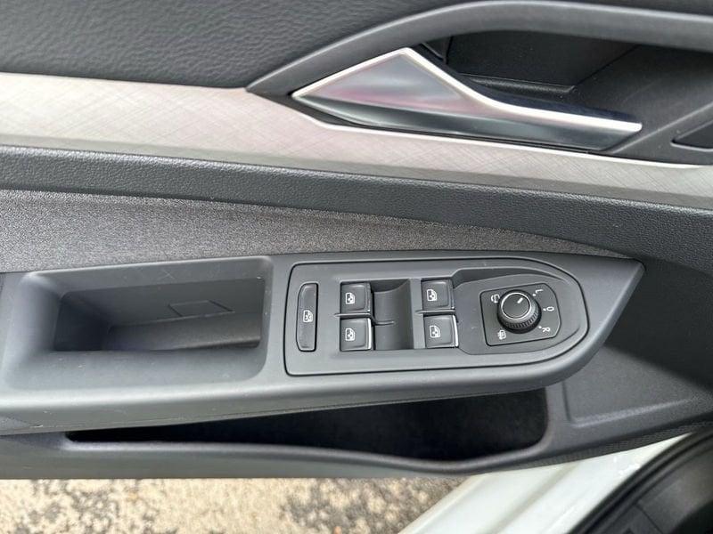 Volkswagen Golf Golf 1.5 tsi Life 115cv ACC Carplay Garanzia 5 anni VW