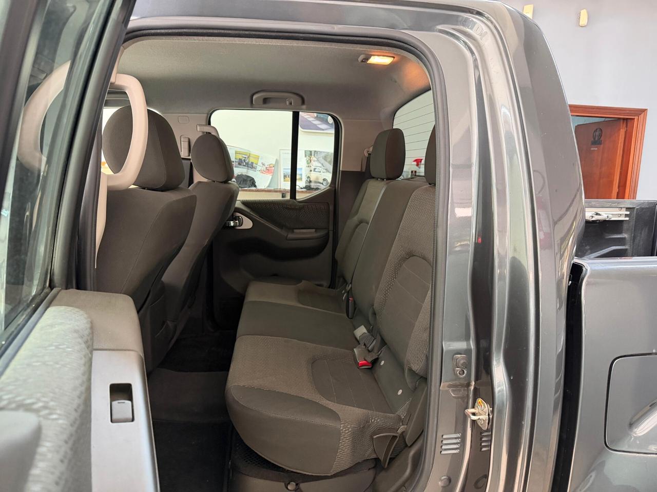 Nissan Navara 2.5 dCi 190CV 4 porte Double Cab Hard Top