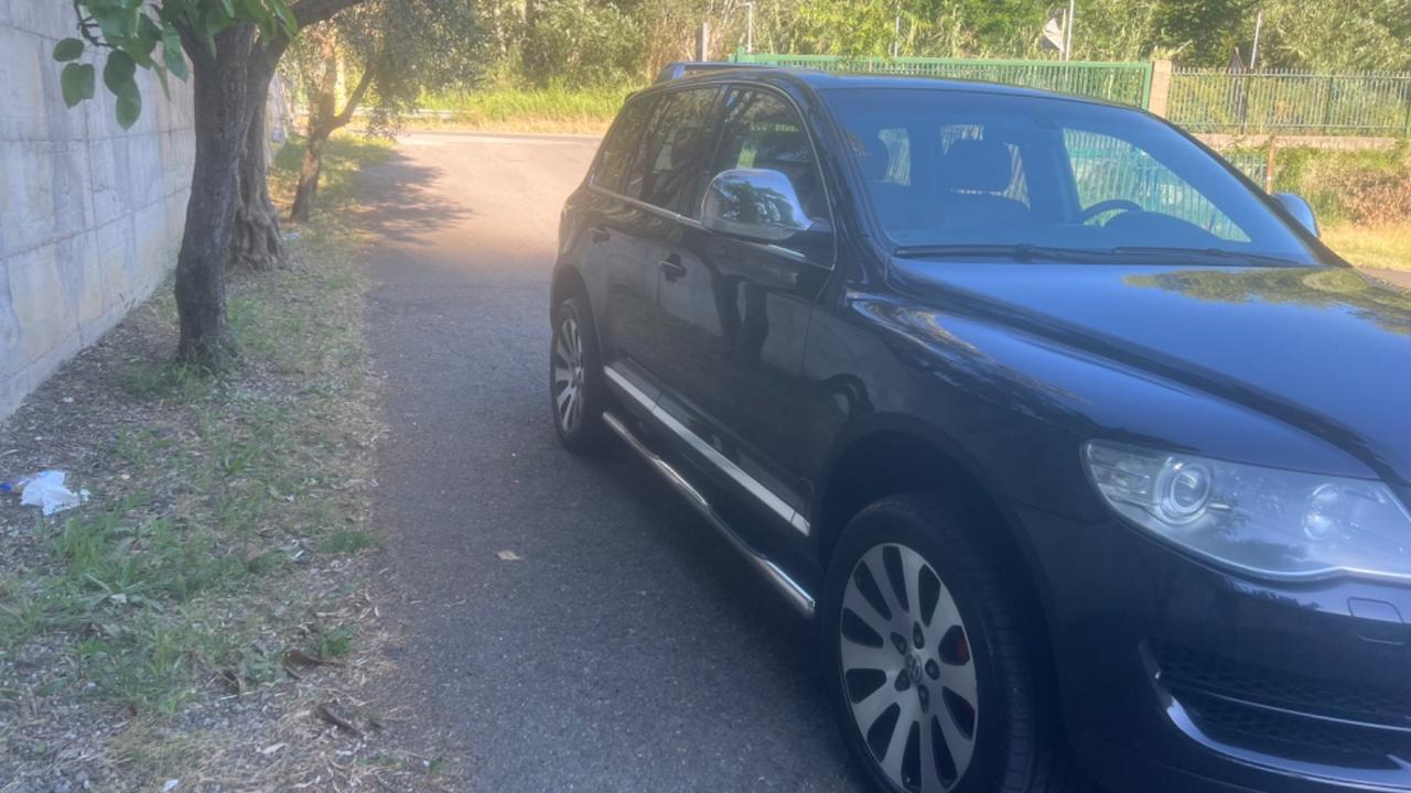 Volkswagen Touareg 2.5 R5 TDI DPF tiptronic Exclusive